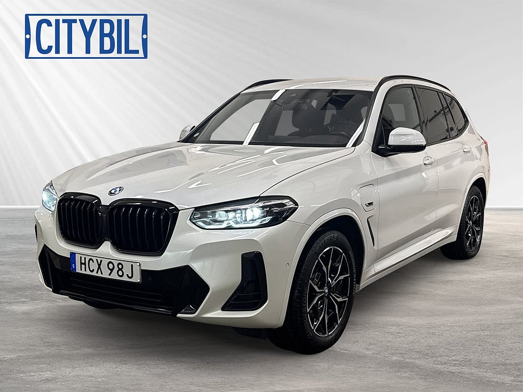 BMW X3 xDrive30e 292 PHEV - M Sport - Läder - Drag - Vinterhjul - Moms