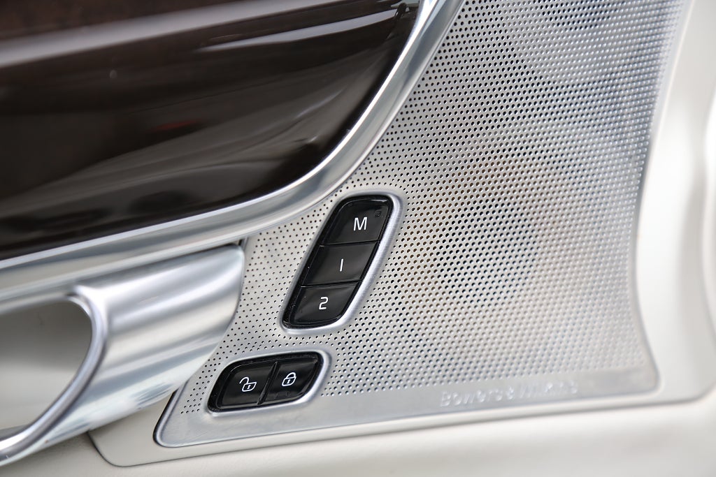 Volvo V90 D4 190hk Aut Inscription Drag Värmare B&W Skinn Head-up 2019