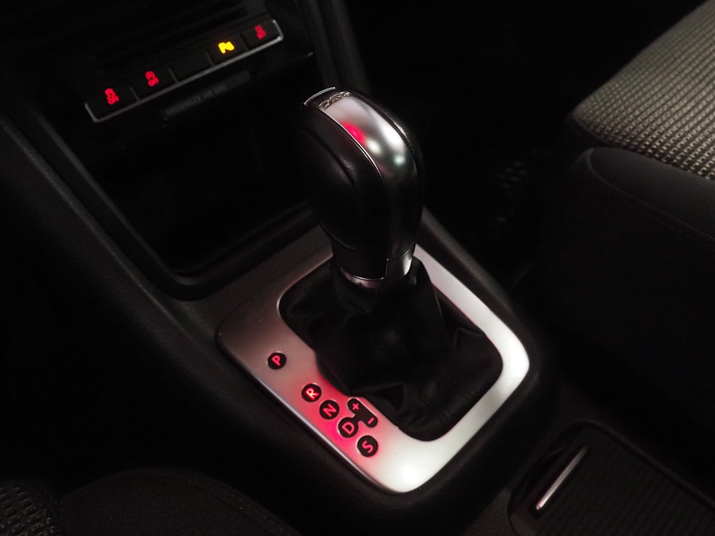 Volkswagen Sharan 7-sits 2.0 TDI 140hk Pano Drag Navi Kamera 2014