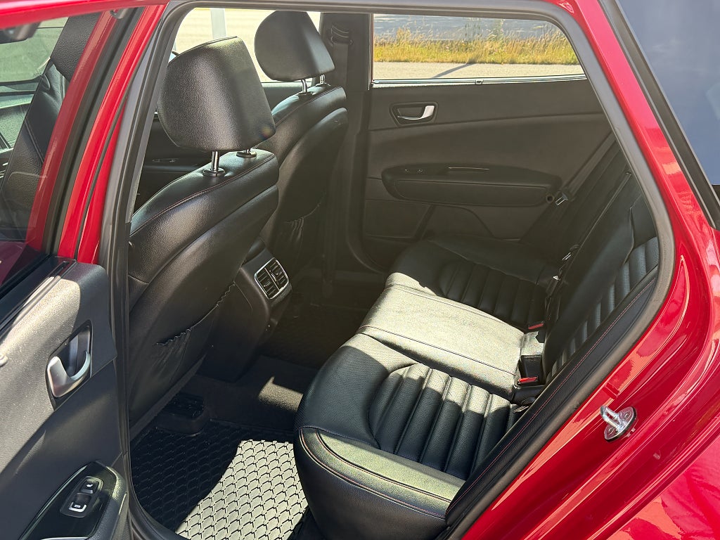 Kia Optima Sport Wagon 1.7 VGT DCT GT-Line
