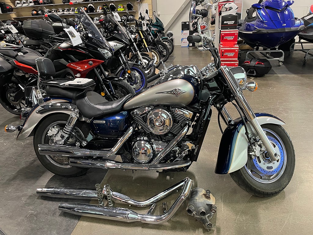 Kawasaki VN 1600 VULCAN 1700 mil vance & hines kawa vn