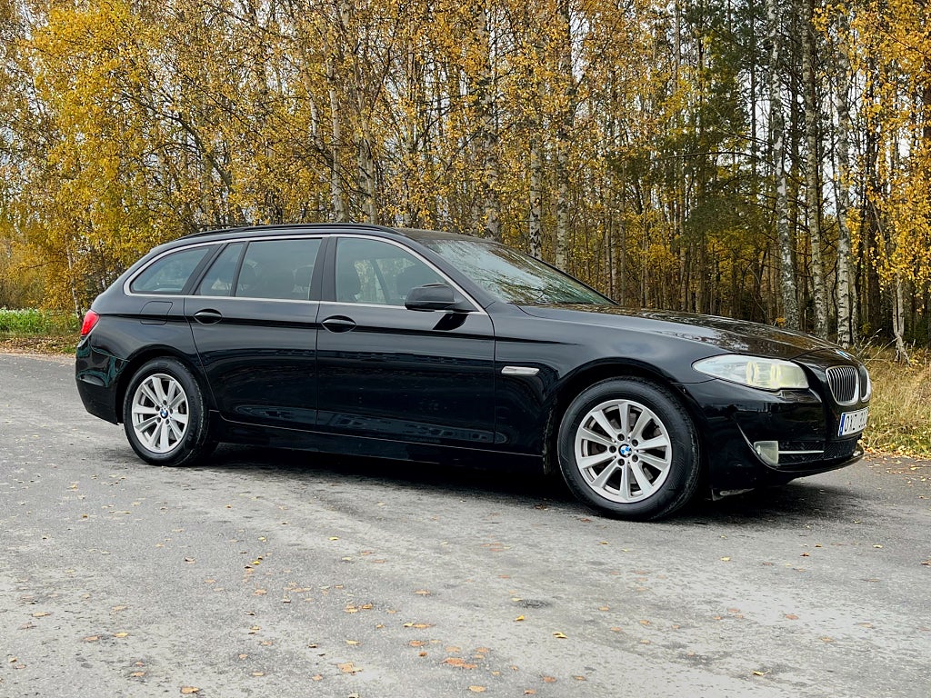 BMW 520 d Touring (Nybesiktigad)