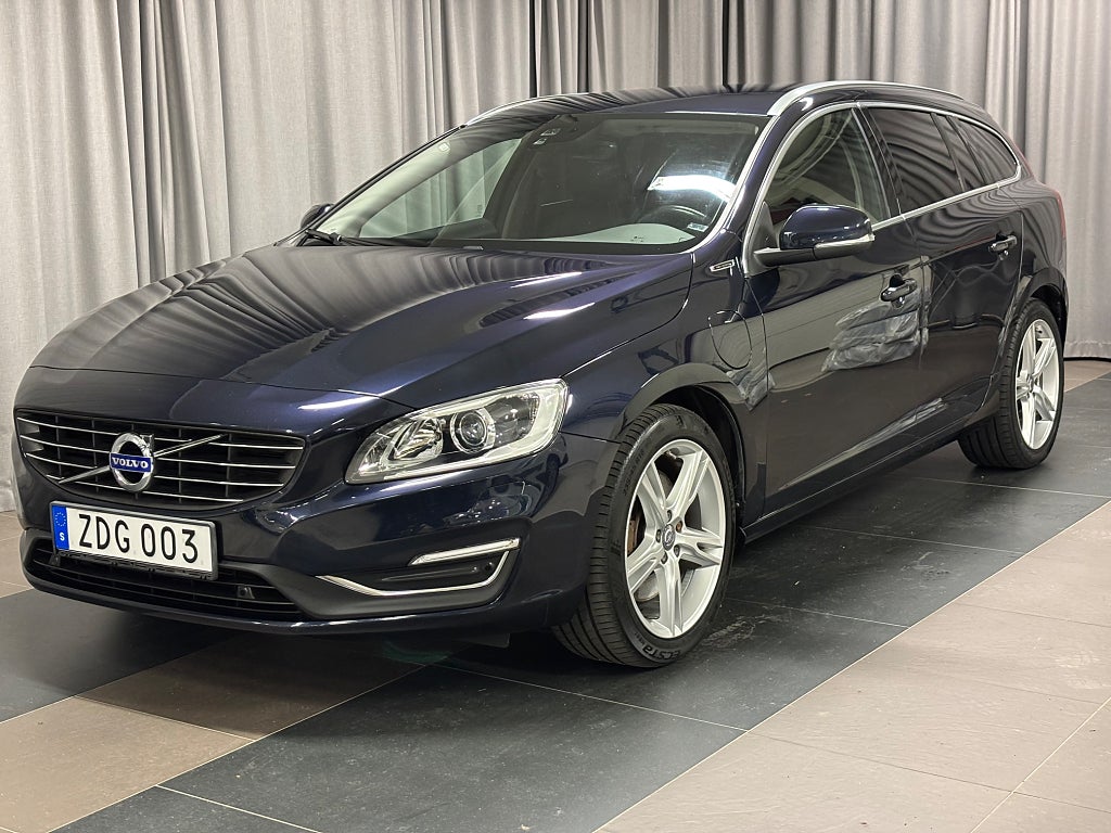 Volvo V60 D5 Plug-in Hybrid AWD Classic Summum 