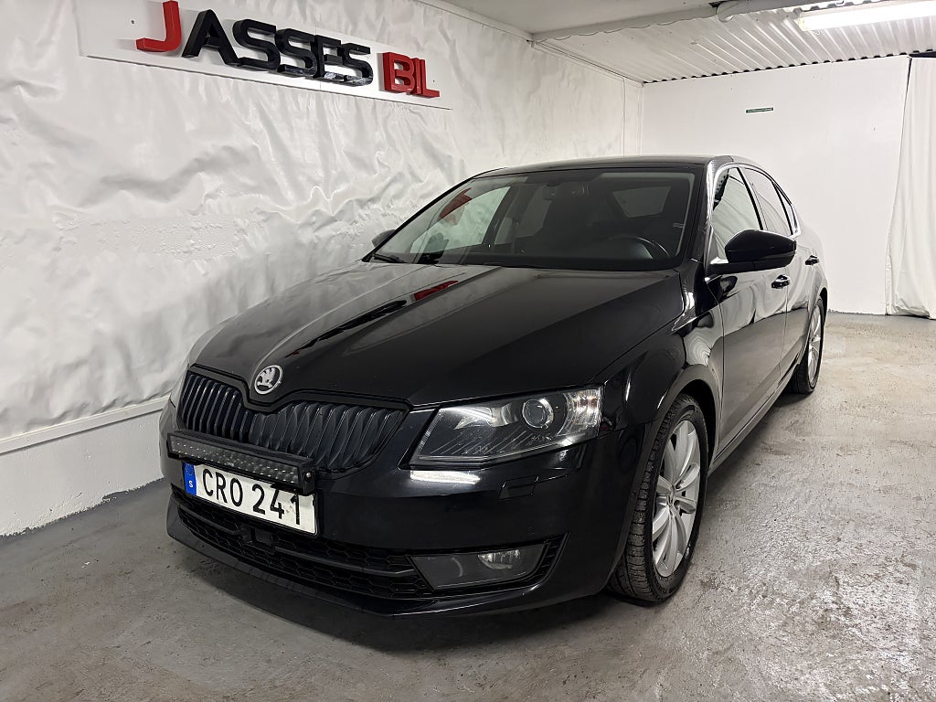 Skoda Octavia 2.0 TDI ELEGANCE SPORT 150HK SEDAN KAMREM BYTT EURO 5