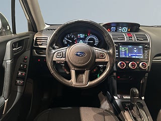 Subaru Forester 2.0 4WD Lineartronic Kamera Drag Rattvärme S/V-hjul – bild 9