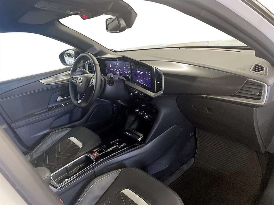 Bild på Opel Mokka Ultimate 1.2 Turbo 130hk Aut B-KAMERA CARPLAY