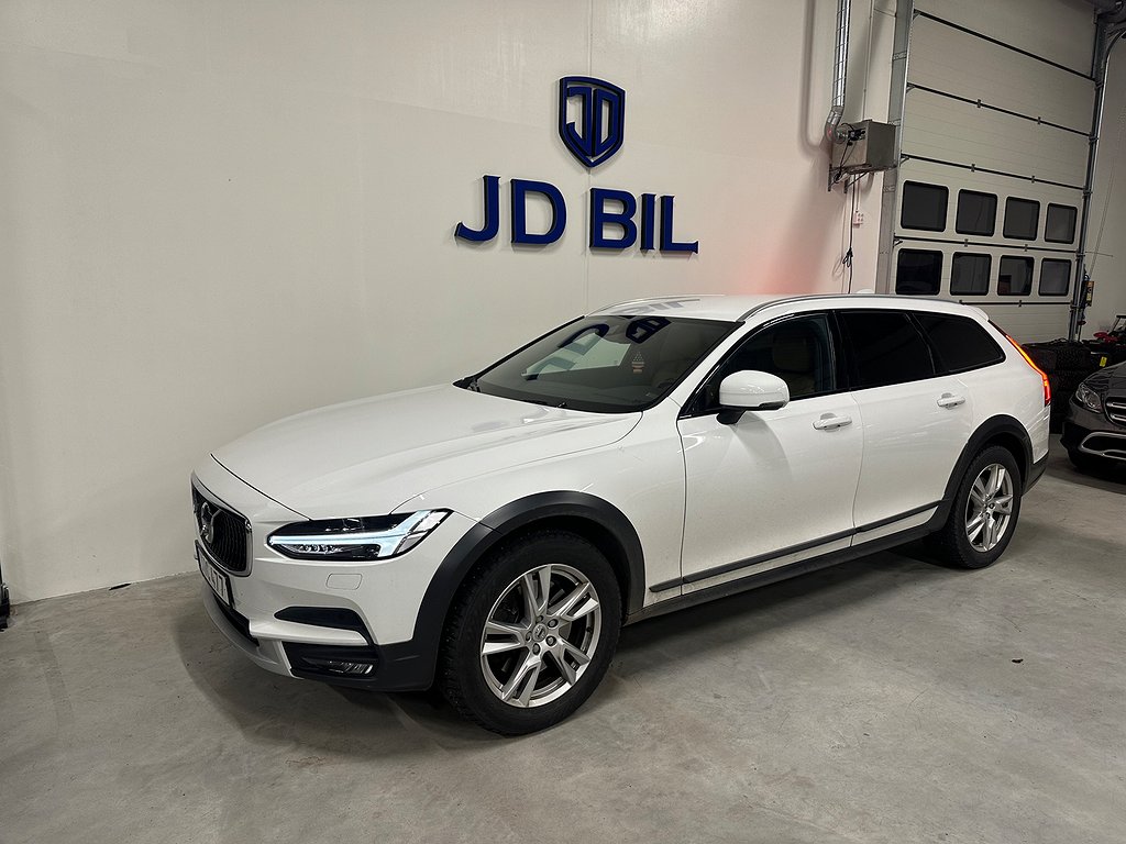 Volvo V90 Cross Country D4 AWD Momentum, Plus Drag 190hk