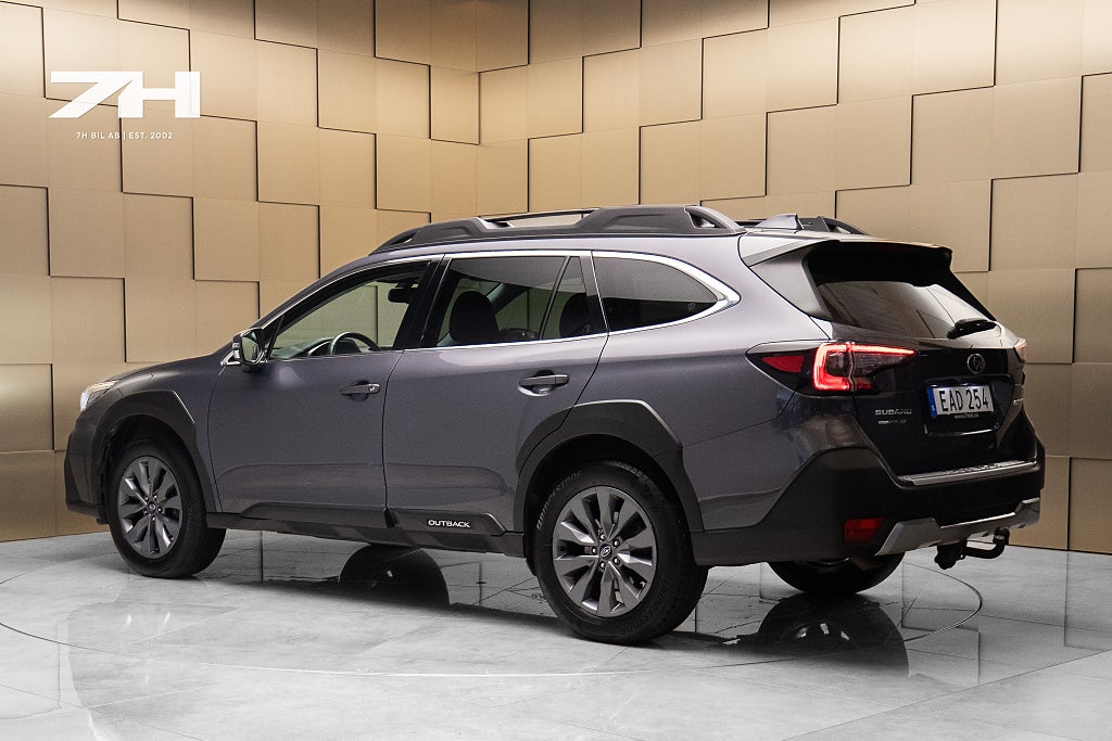 Subaru Outback 2.5 4WD XFuel / Limited / Kamera / Drag / Farthållare