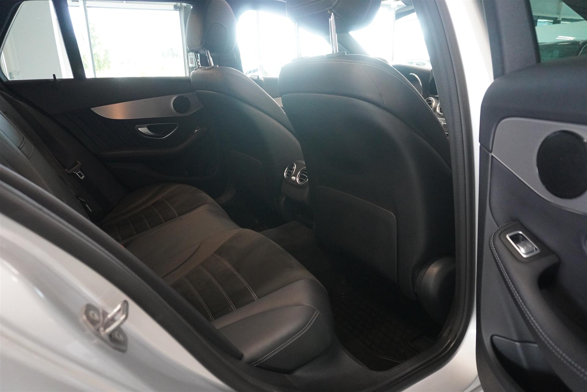 Mercedes-Benz C 2019, bild 7/30