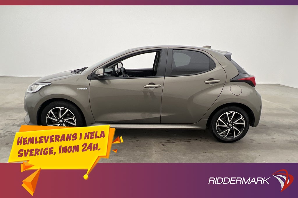 Toyota Yaris Hybrid Backkamera Rattvärme Helljusassistans