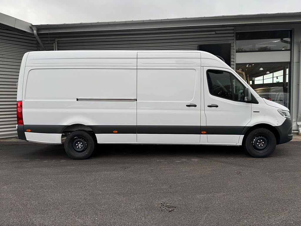 Mercedes-Benz Sprinter eSprinter 420 Skåp A3 PRO 113kw - bild 11
