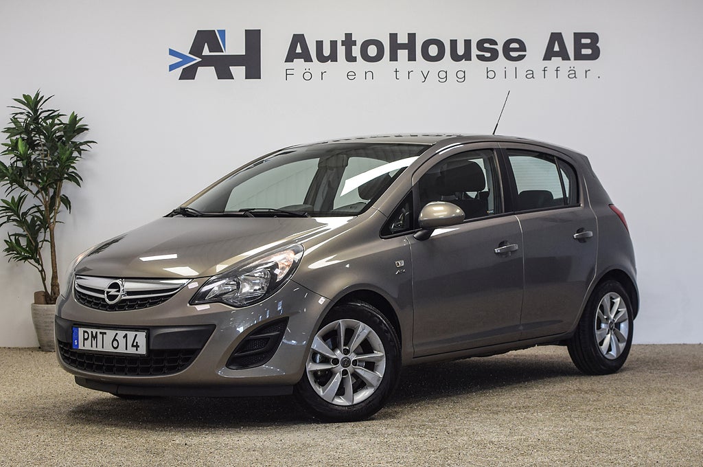 Opel Corsa 5-dörrar 1.4 Enjoy P-Sensorer Rattvärme Garanti