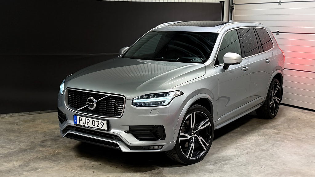 Volvo XC90 7-sitsig D5 AWD R-Design / Panorama / Bowers & wilking