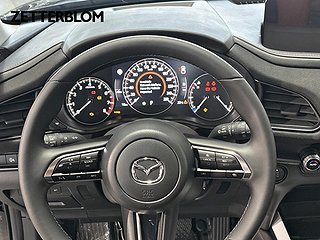 SUV Mazda CX-30 11 av 14