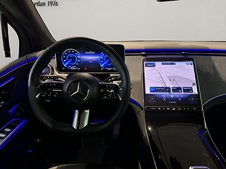 SUV Mercedes-Benz EQE 6 av 14