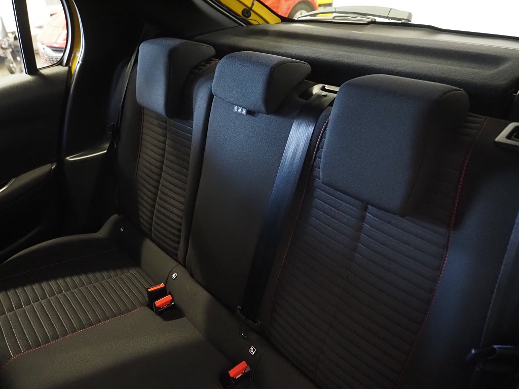 Peugeot 208 1.2 PureTech 75hk Active | Låga mil | M o K