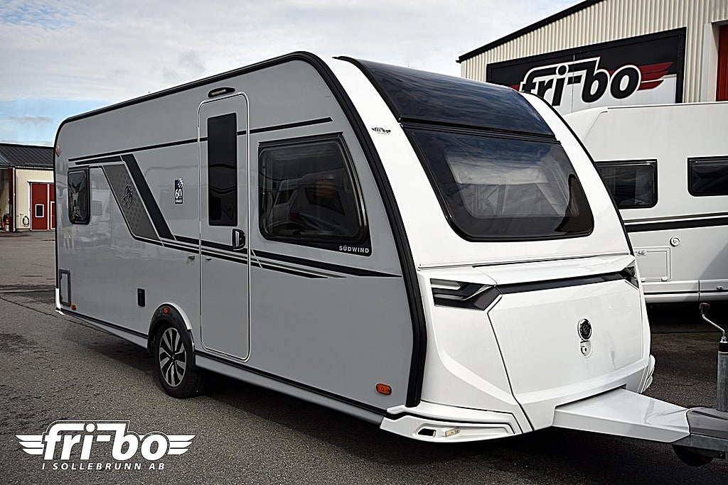 Knaus 500 UF Südwind, Dubbelbädd