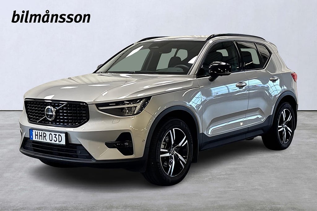 Volvo XC40 B3 FWD Bensin Plus Dark