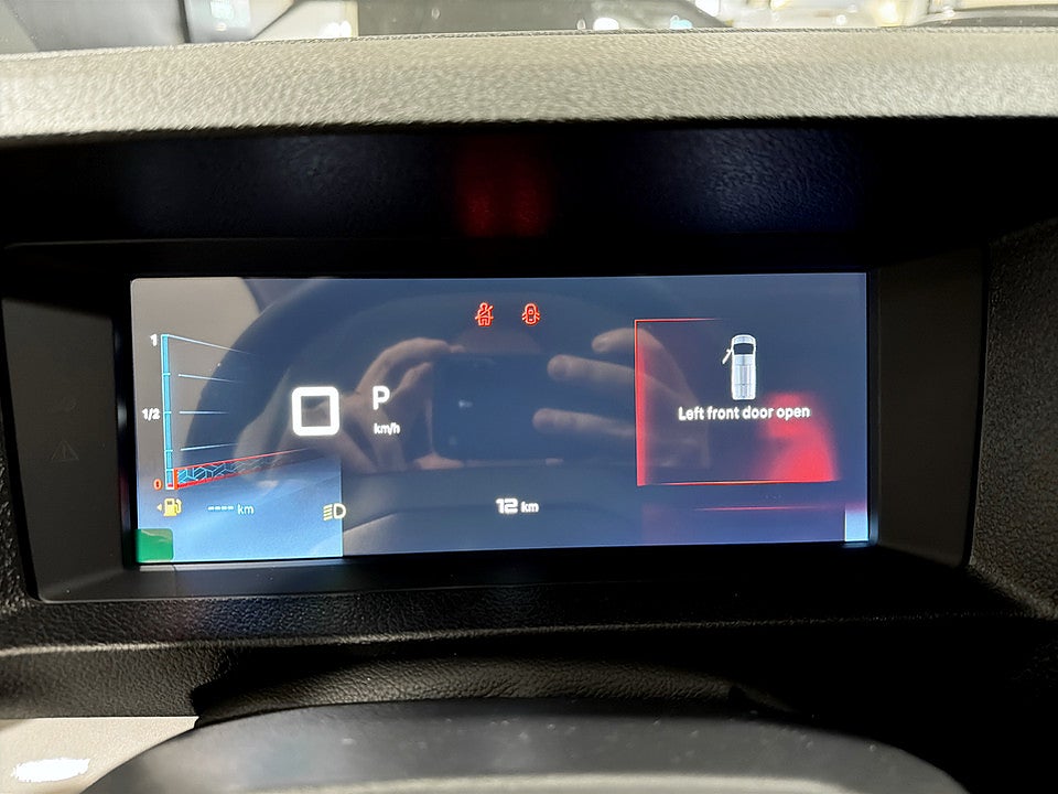 Bild på Citroën Jumpy Spacetourer PLUS BlueHDi 9-SITS Aut - HYRBIL