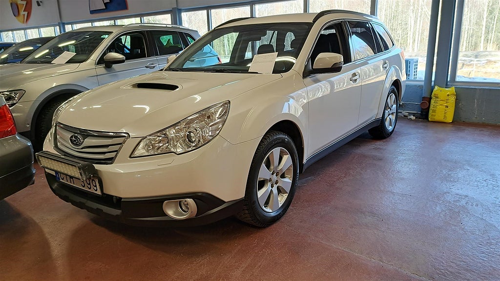 Subaru Outback 2.0 Business 4WD Manuell