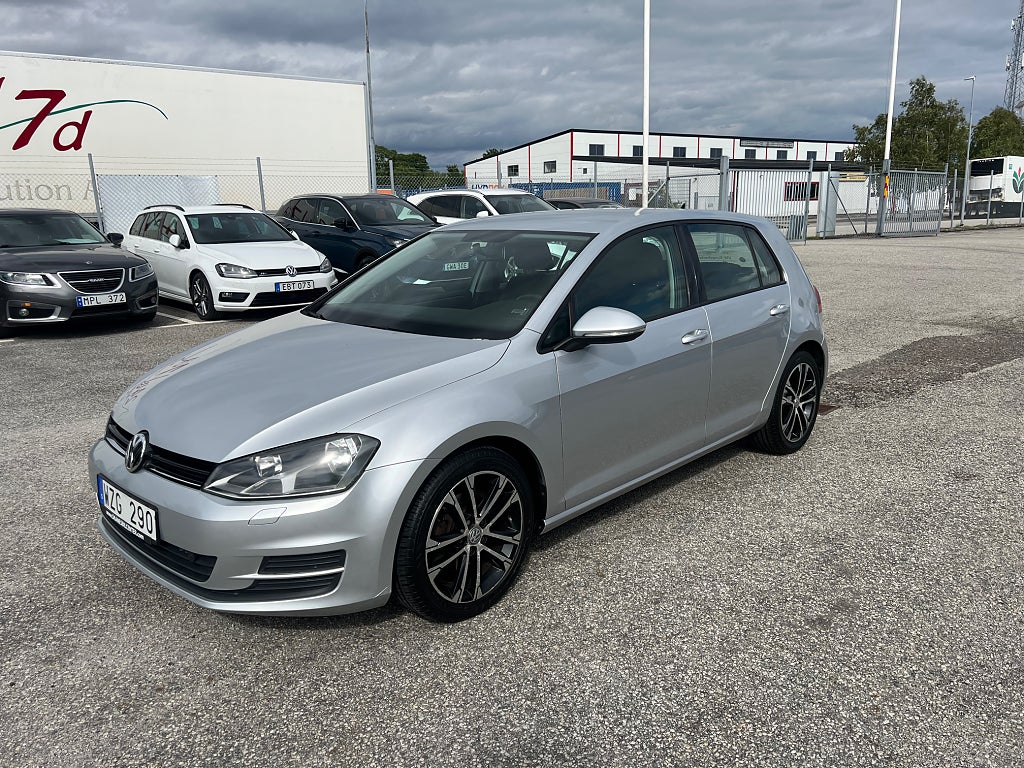 Volkswagen Golf 5-dörrar 1.2 TSI BMT 105hk Masters 