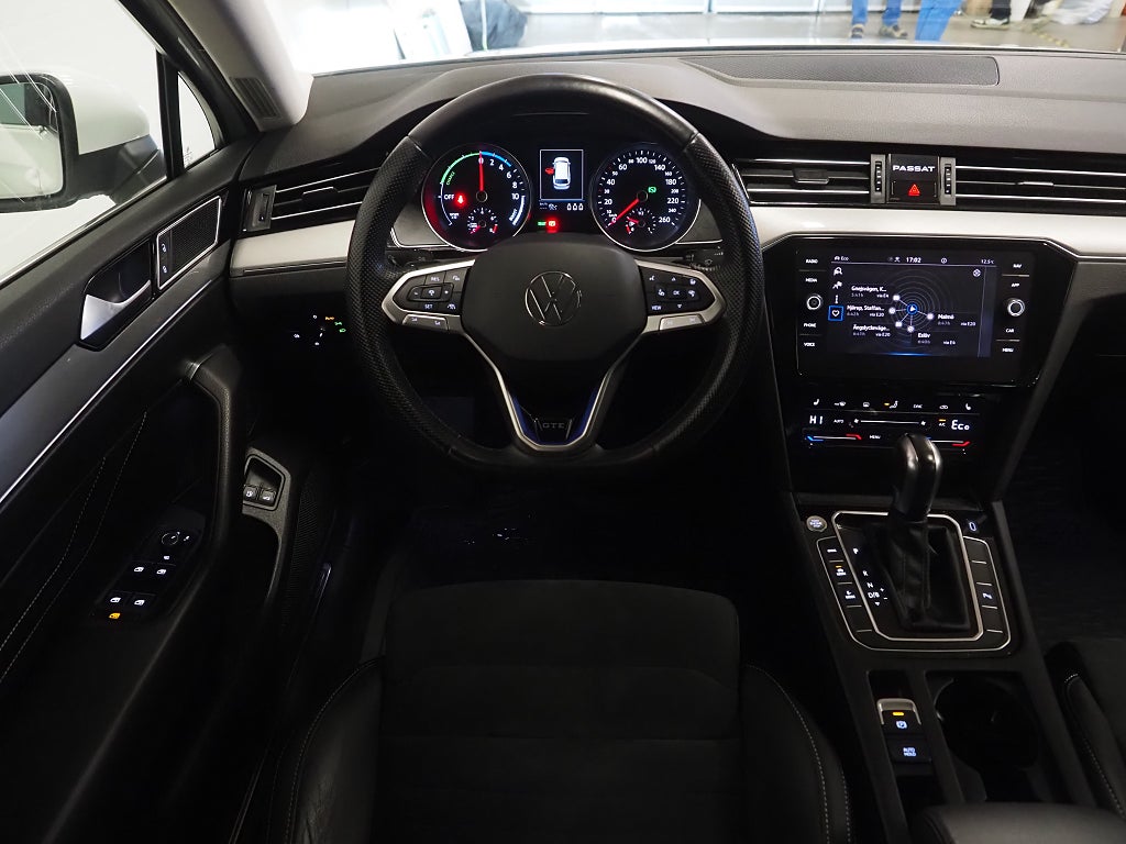 Volkswagen Passat Sportscombi GTE 1.4 TSI GTE | Drag | Värmare | Navi | 2022