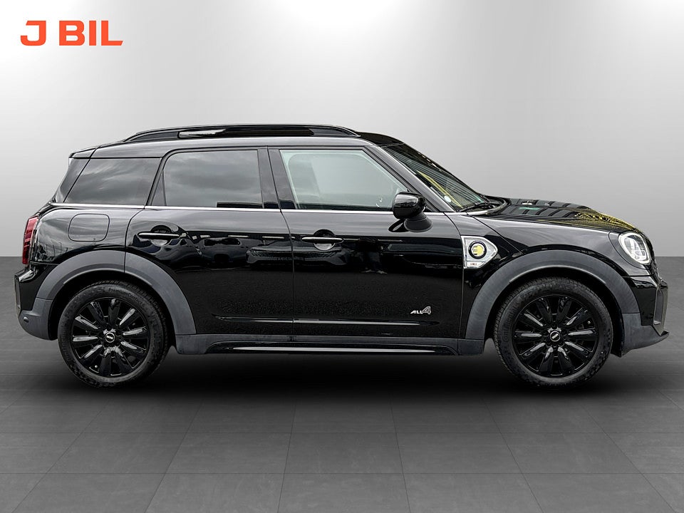 Bild på MINI Countryman Cooper SE Experience ALL4 220hk Aut AWD B-KAMERA 