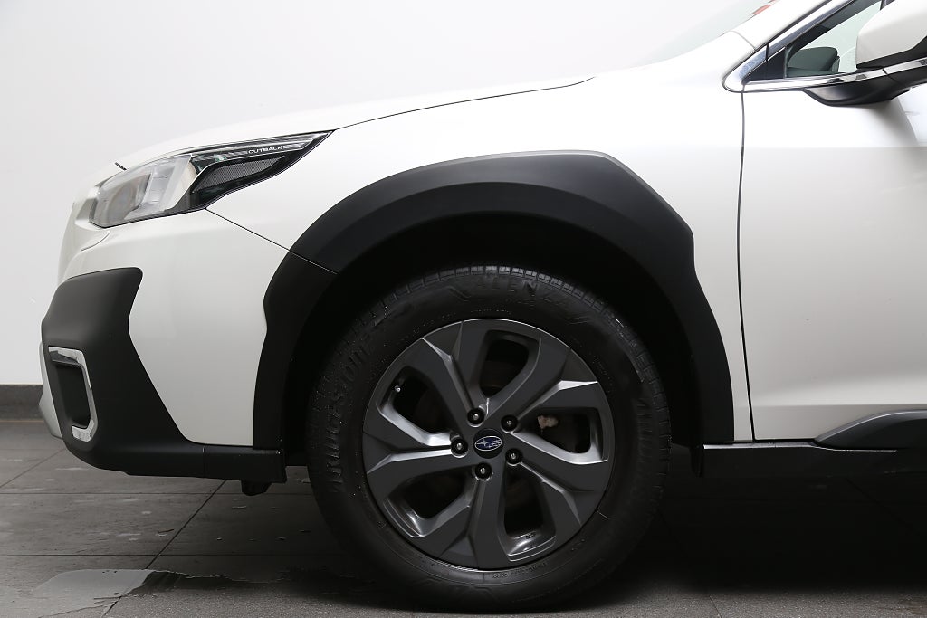 Subaru Outback 2,5i 169hk XFuel Limited AWD Aut Skinn Motorv Drag
