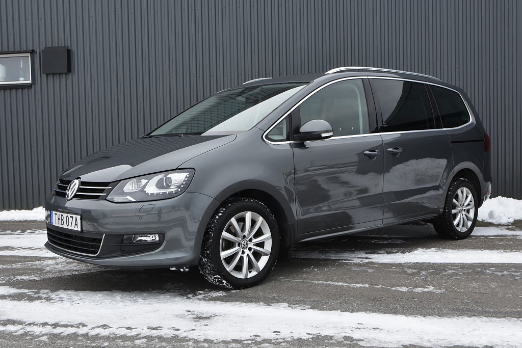 Volkswagen Sharan 1.4 TSI 7-sits / Panorama Kamera Navi Drag Värmare 