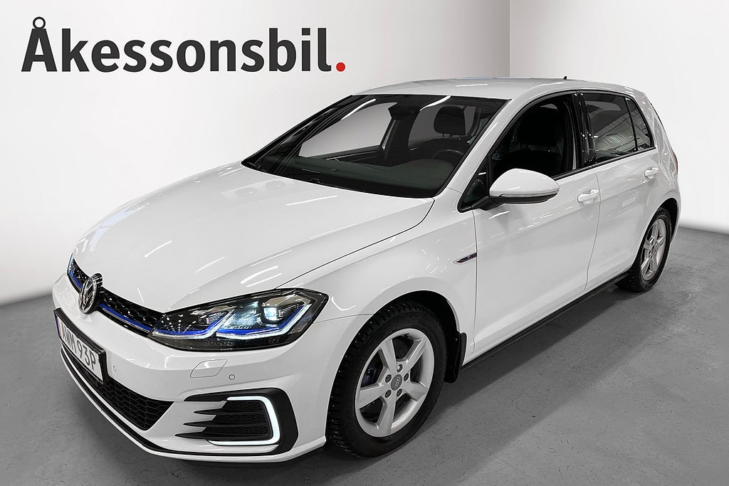 Volkswagen Golf GTE 1,4 TSI PLUGIN HYBRID 204 HK