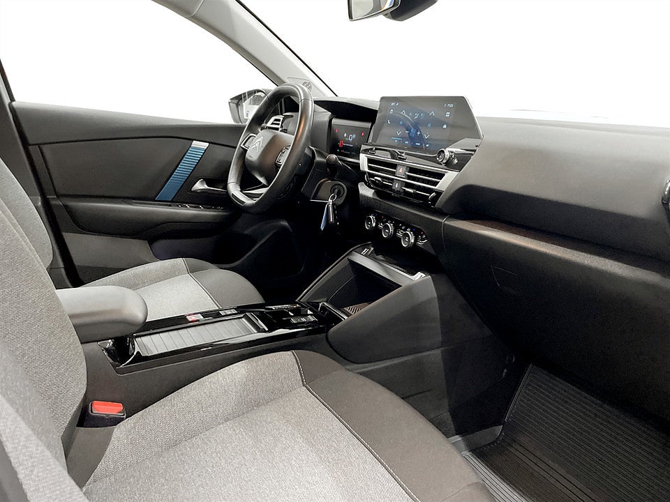 Bild på Citroën e-C4 Feel 50kWh 136hk Aut RATTVÄRME P-SENSORER