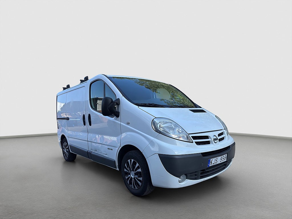 Nissan primastar 2.9t 2.0 dCi 114hk Nyservad Värmare Dragkrok Vinterhju