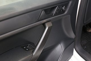 Transportbil - Skåp Volkswagen Caddy 10 av 12