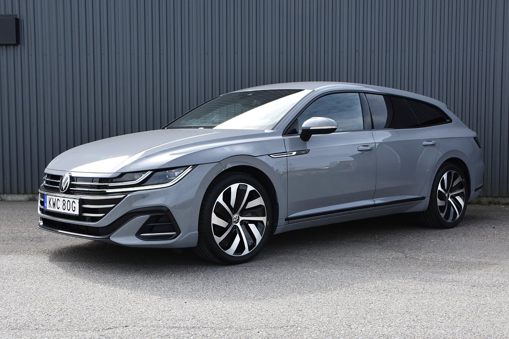 Volkswagen Arteon eHybrid SB 1.4 TSI R-Line / Cockpit Drag Värmare Moms 