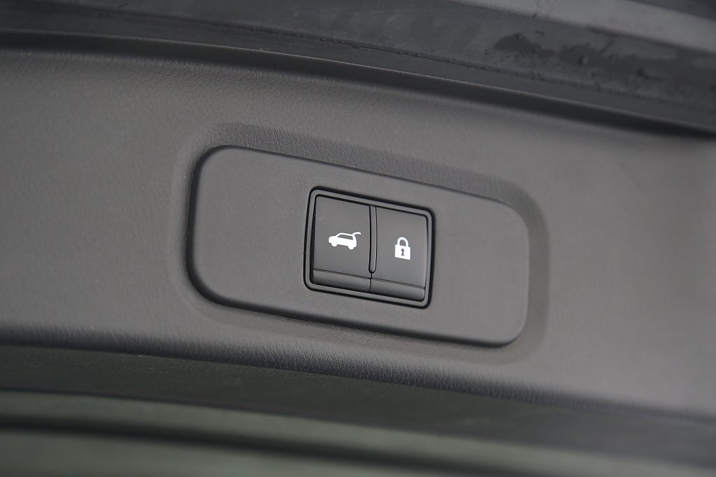 Nissan Qashqai 1,3 DIG-T XTRONIC-CVT Tekna Design Panorama Motorv Drag 2021