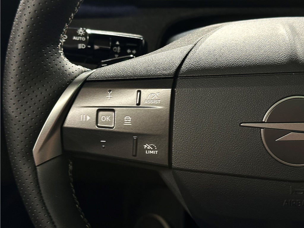 Bild på Opel Grandland GS 73kWh 213hk Aut - EXTENDED RANGE,PANO