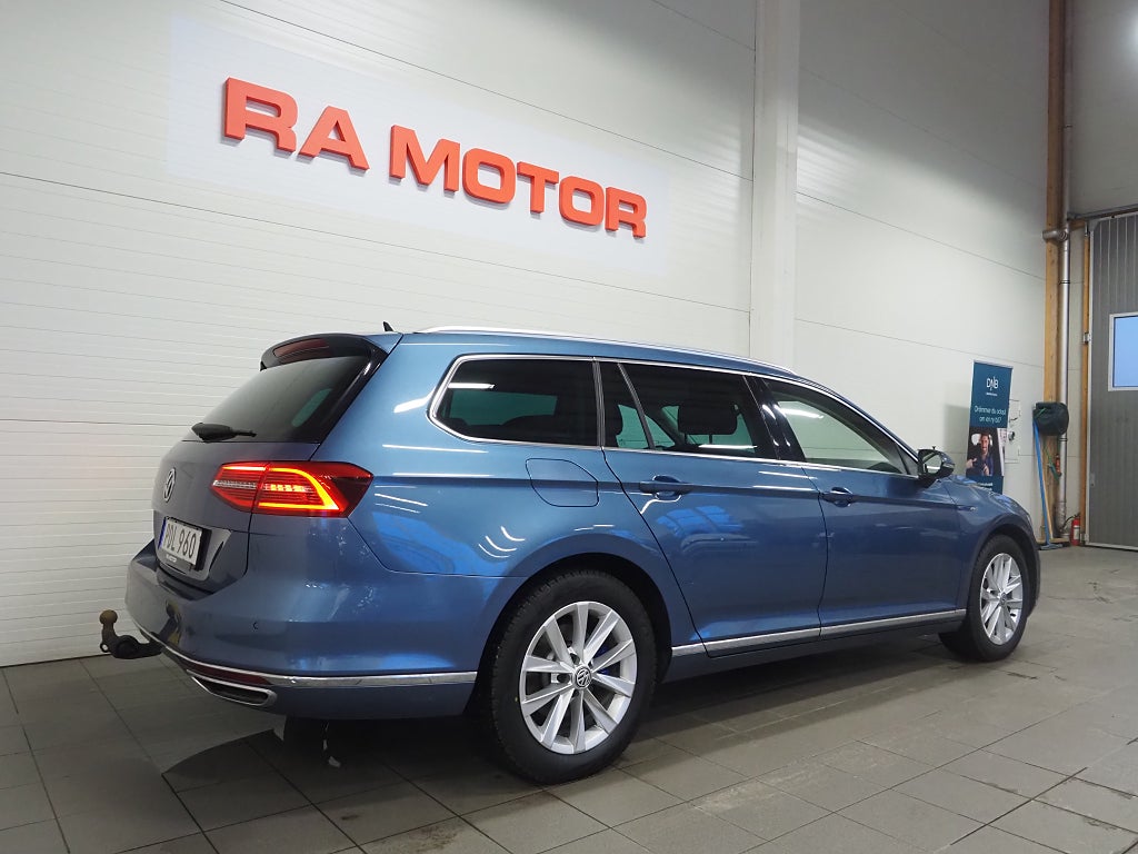 Volkswagen Passat SC GTE 1.4 TSI Plug-in Drag Värmare Skinn Kamera 2017