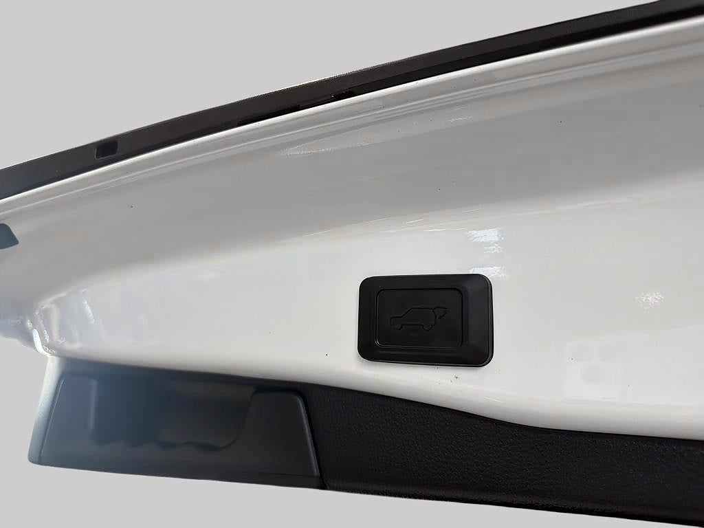 Toyota RAV4 2023 - miniatyr 12
