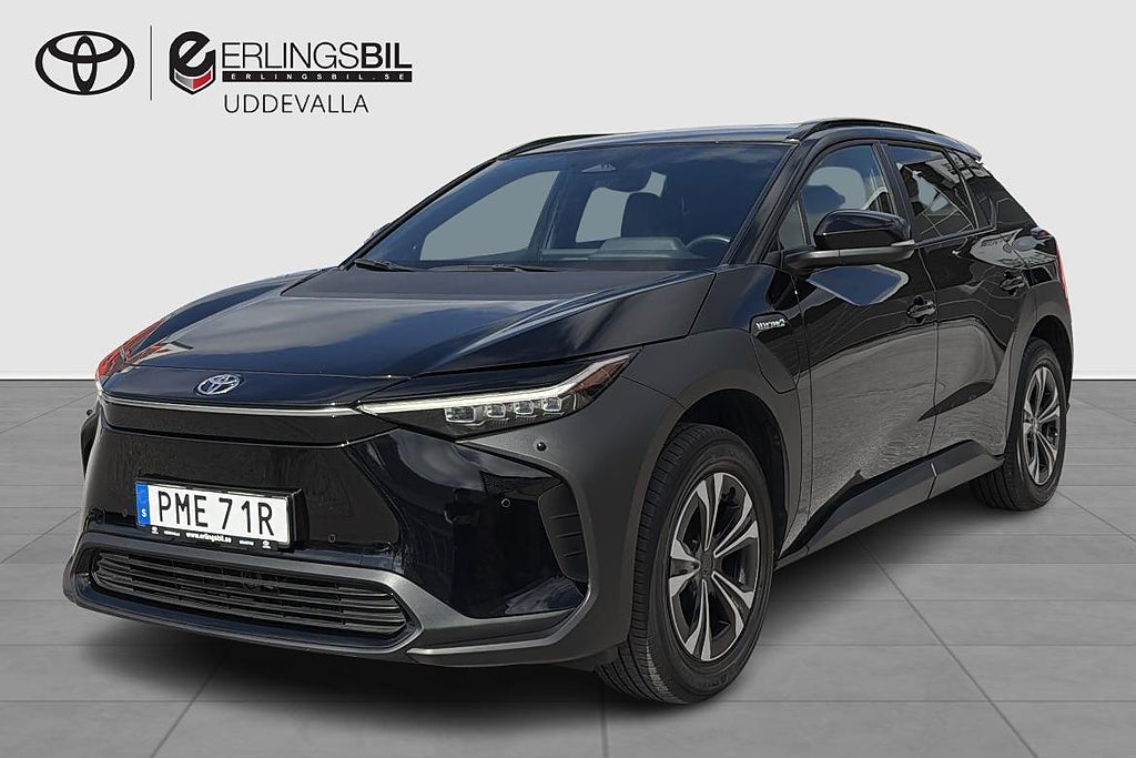 Toyota bZ4X FWD STYLE / ELBIL / TOYOTA APPROVED / MOMSBIL