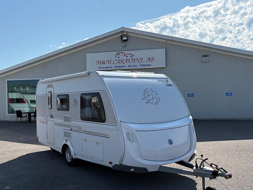 Knaus Südwind Exclusive 450 EU, Långbäddar, Solpanel