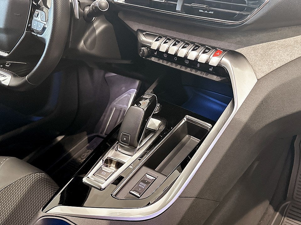 Bild på Peugeot 5008 GT 1.2 PT 130hk Aut - 7-SITS, B-KAMERA