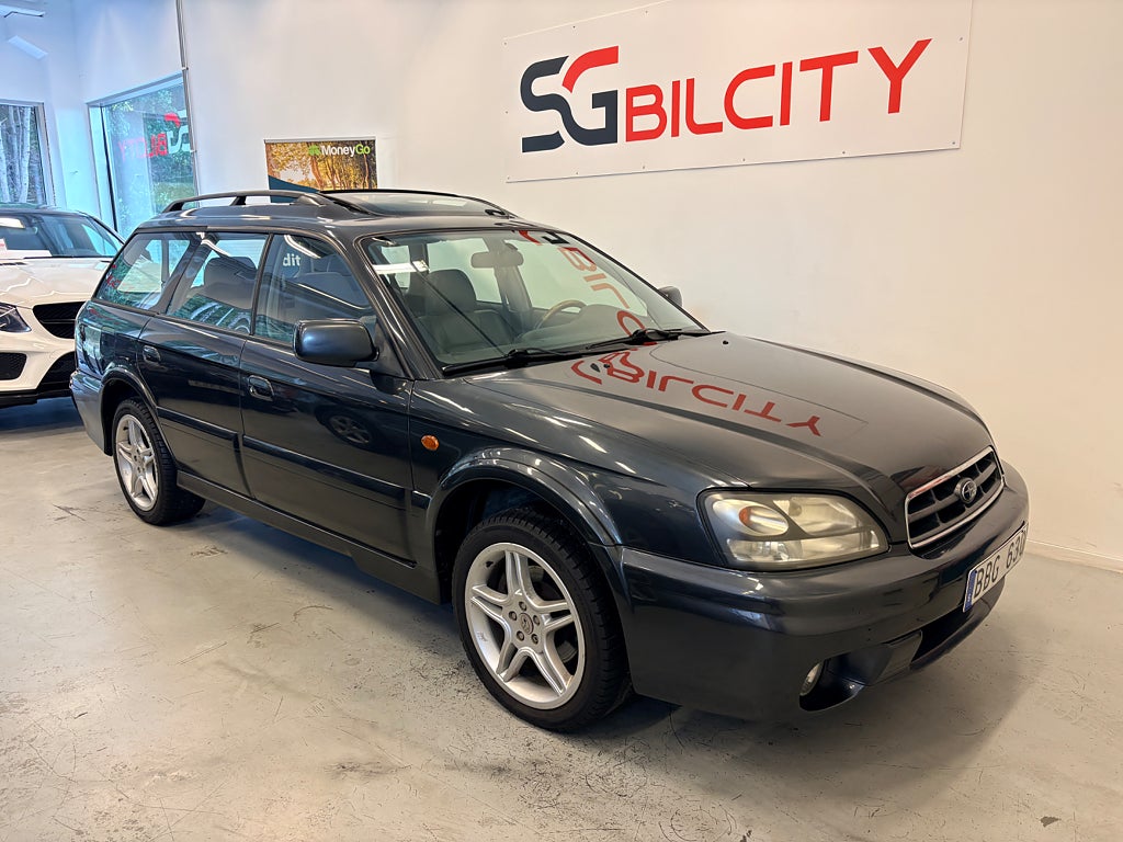 Subaru Outback 3.0  4WD  AUTOMAT  PANORAMA  DRAGKROK 4WD  0% RÄNTA  