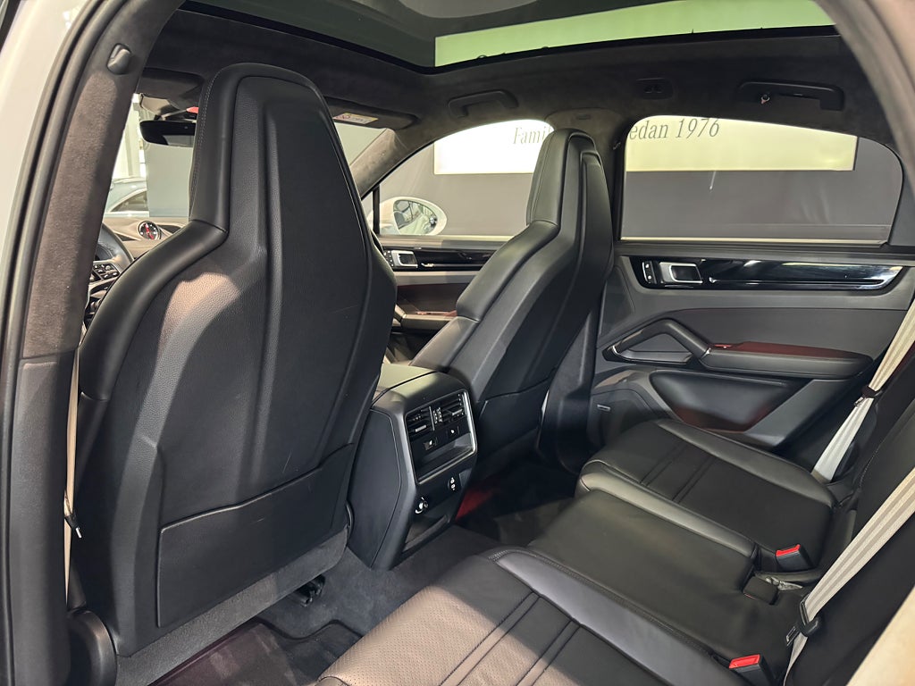 Porsche Cayenne Coupé E-Hybrid Platinum Edition - bild 7