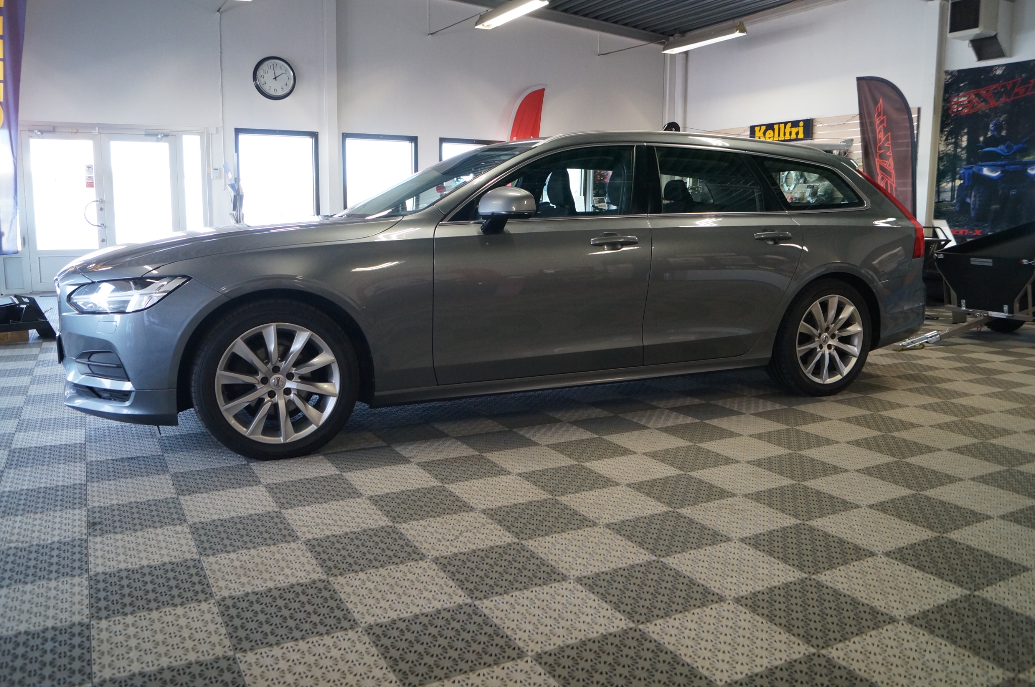 Volvo V90 2019, photo 2/40