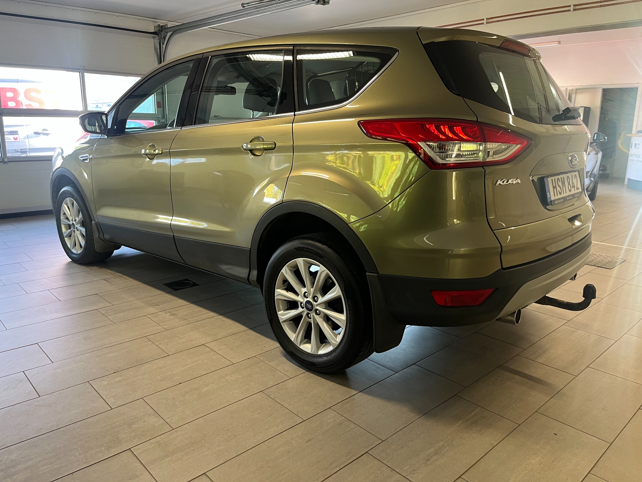 Ford Kuga 2015, bild 4/10