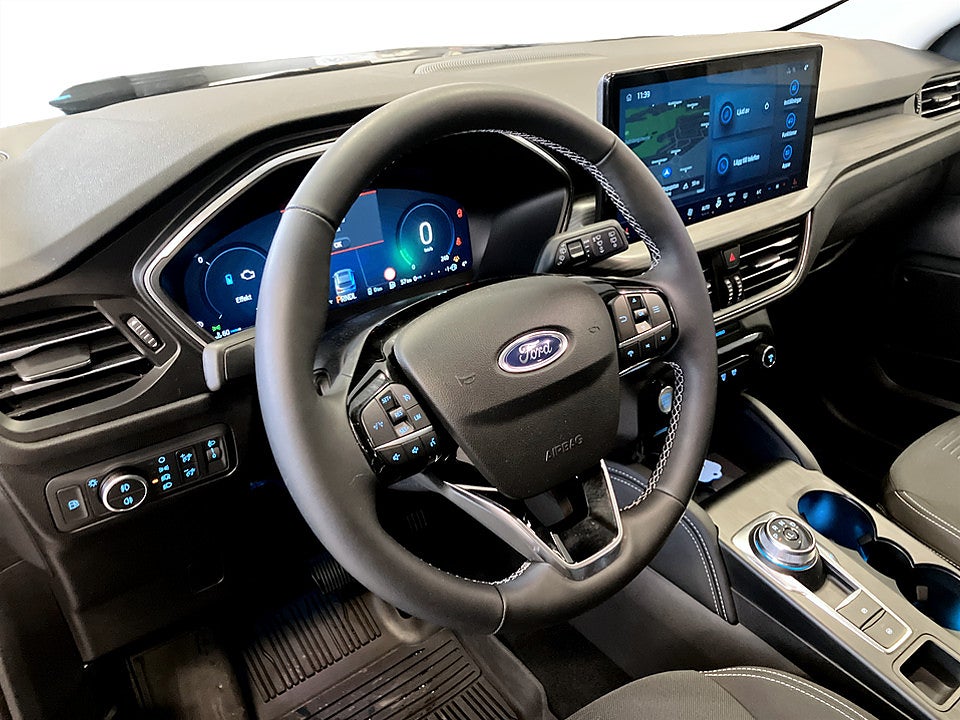 Bild på Ford Kuga Active PHEV 243hk Aut B-KAMERA CARPLAY EN ÄGARE