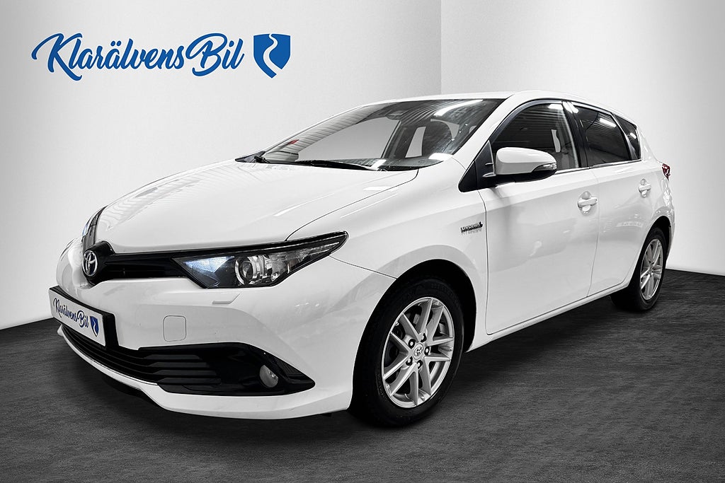 Toyota Auris Hybrid e-CVT Touch & Go Edition (136hk) Navi Kamera