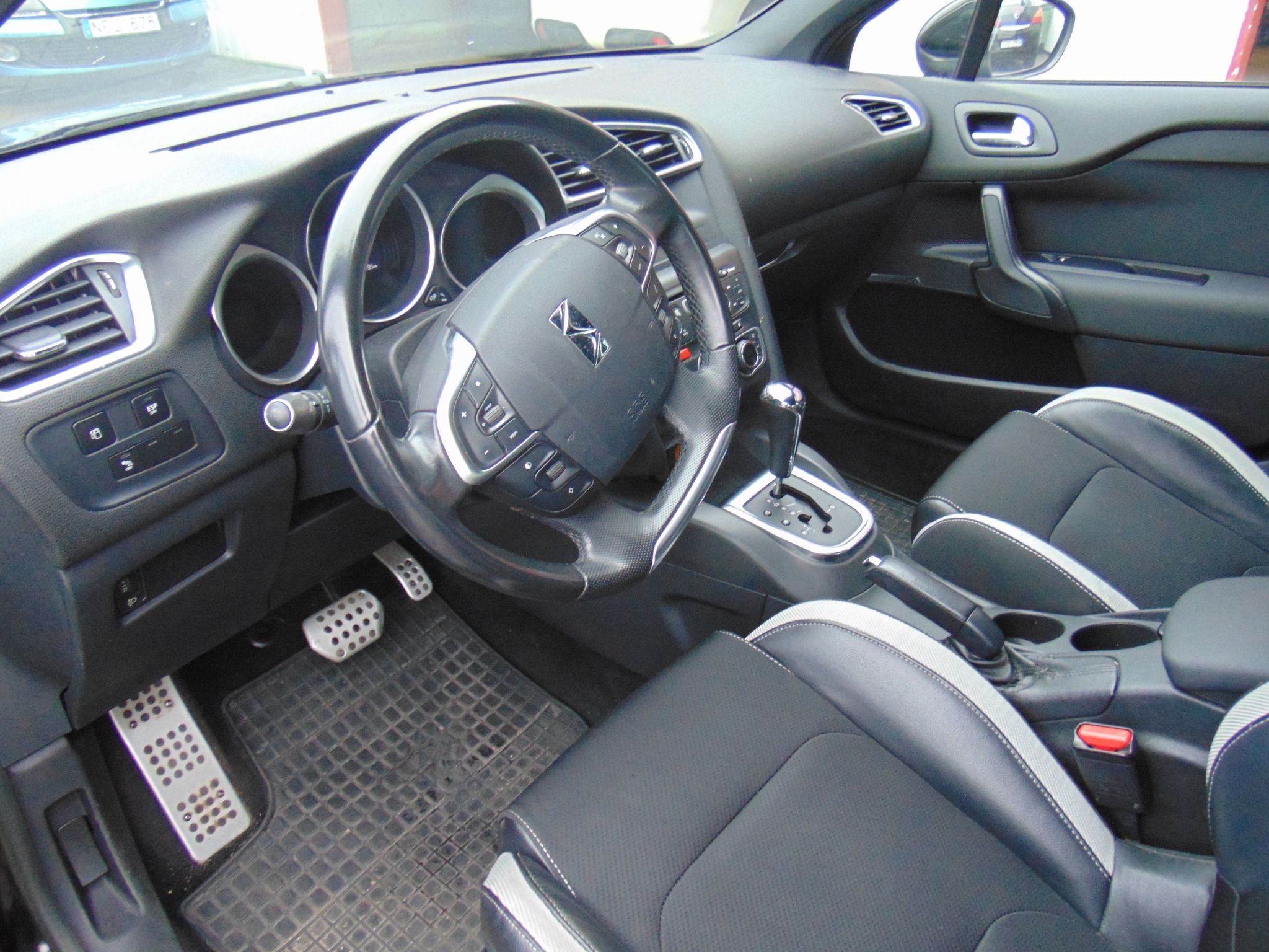 Citroen DS4 1.6 THP Euro 5 2013, bild 6/10