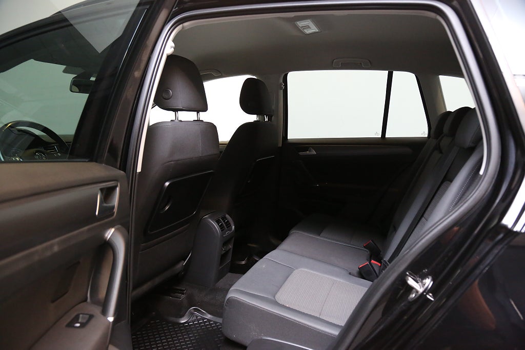 Volkswagen Golf Sportsvan 1,5 TSI 150hk GT DSG P-sensorer Dragkrok 2020