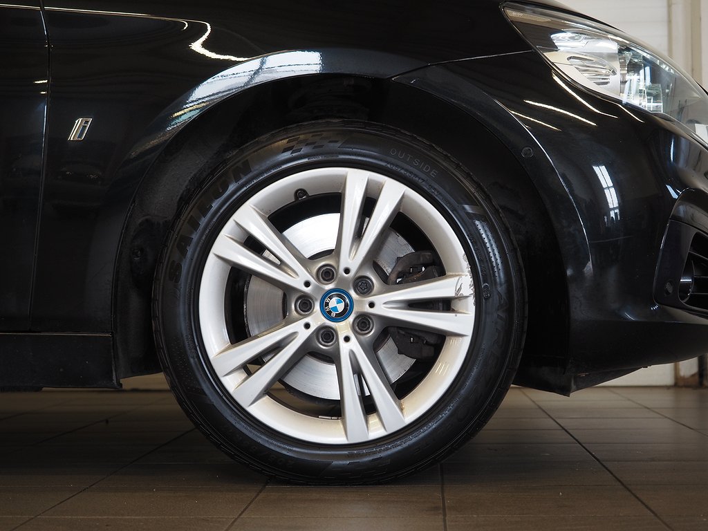 BMW 225xe Plug-in Active Tourer Sport line Navi Kamera HUD 2017
